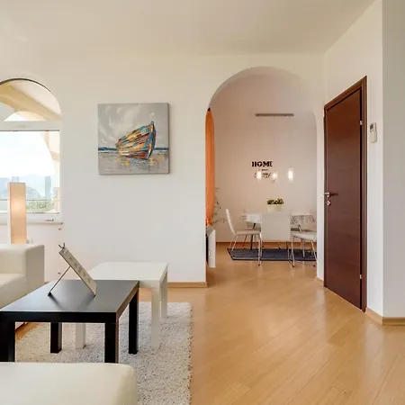 House Arifrago Villa *