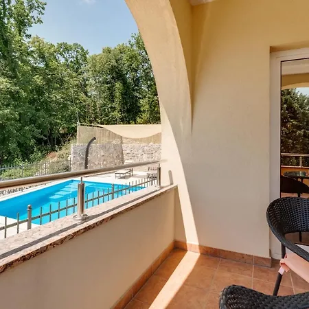 House Arifrago