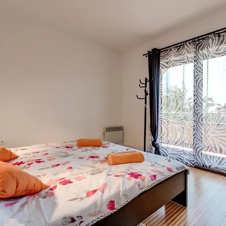 Villa House Arifrago *