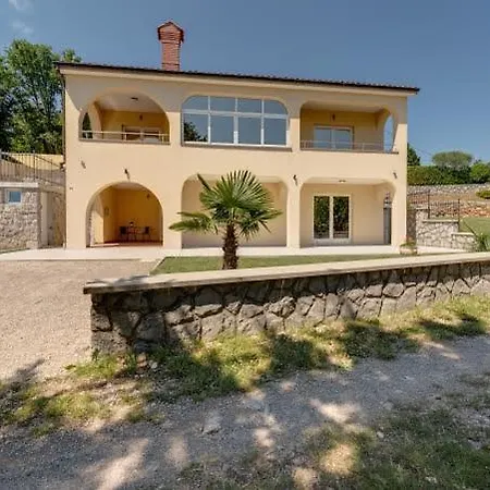 House Arifrago *