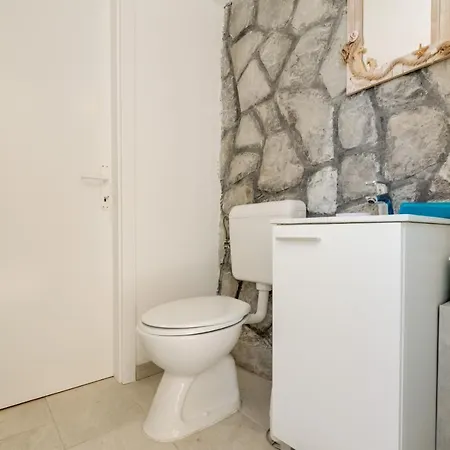 Villa House Arifrago
