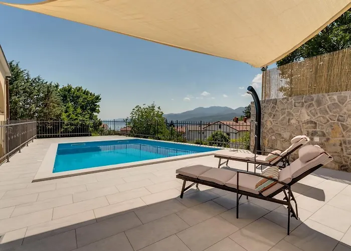 House Arifrago Villa *